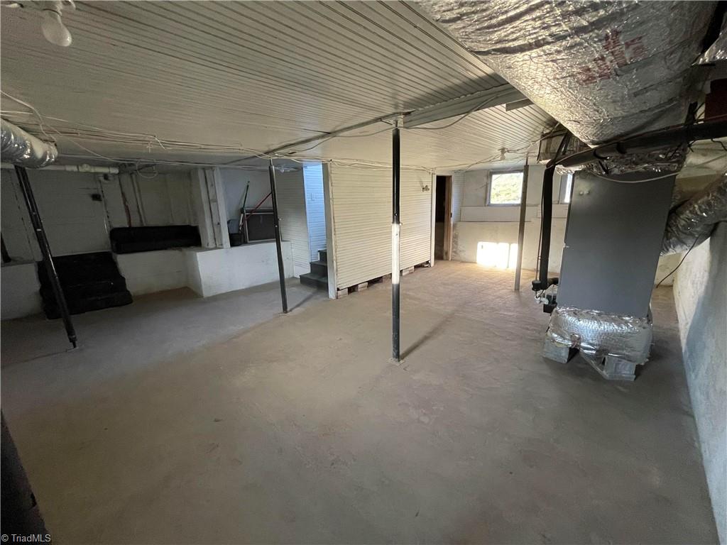 2183 Westfield Road Property Photo 17