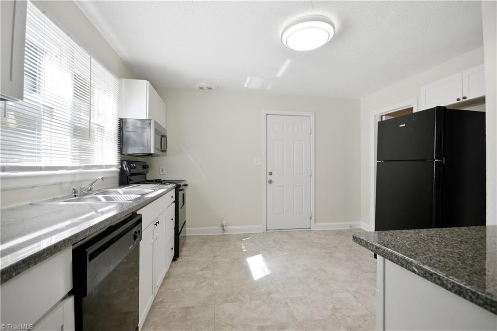 843 Willow Place Property Photo 23