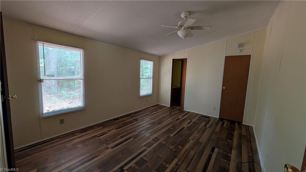 8007 Cain Wood Court Property Photo 7