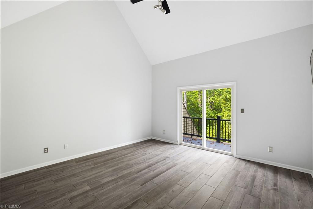 1008 Eastshore Circle Property Photo 15