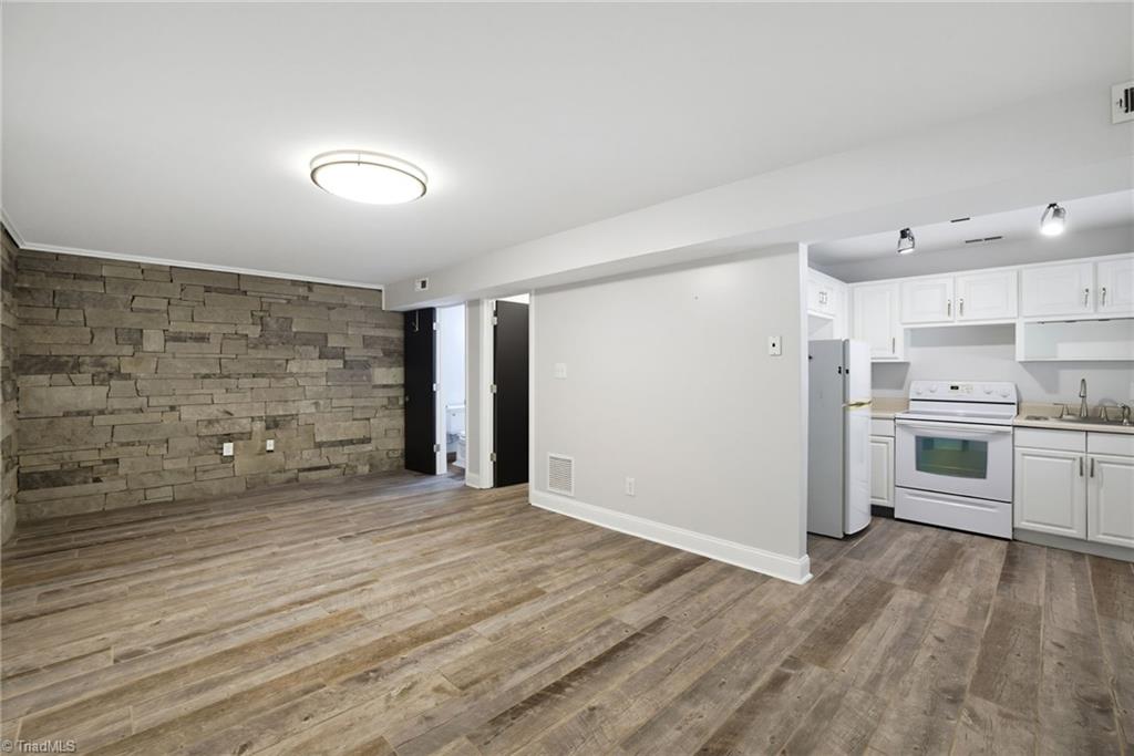 1008 Eastshore Circle Property Photo 26