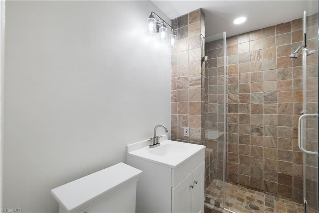 1008 Eastshore Circle Property Photo 31