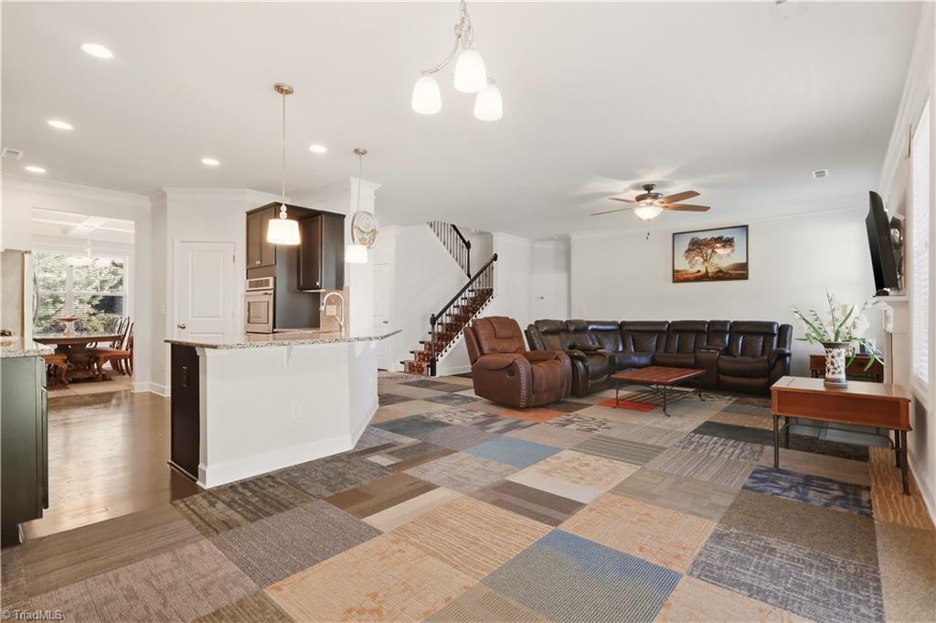 1435 Sawyer Avenue Property Photo 12