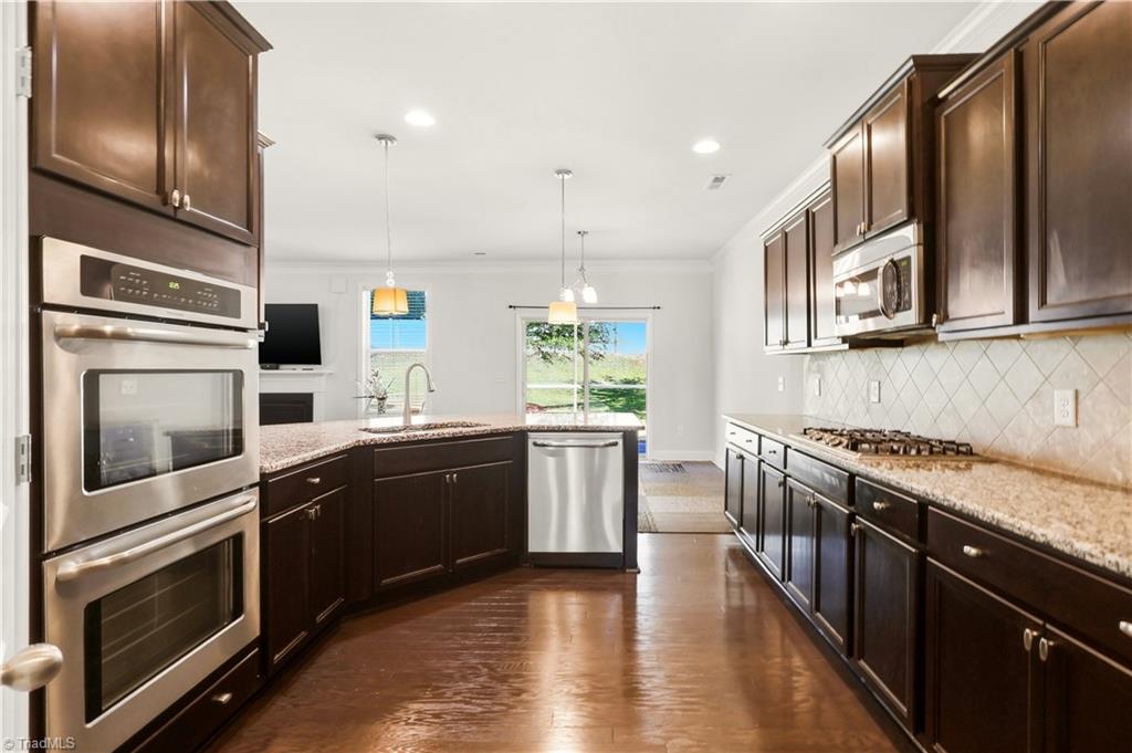 1435 Sawyer Avenue Property Photo 14