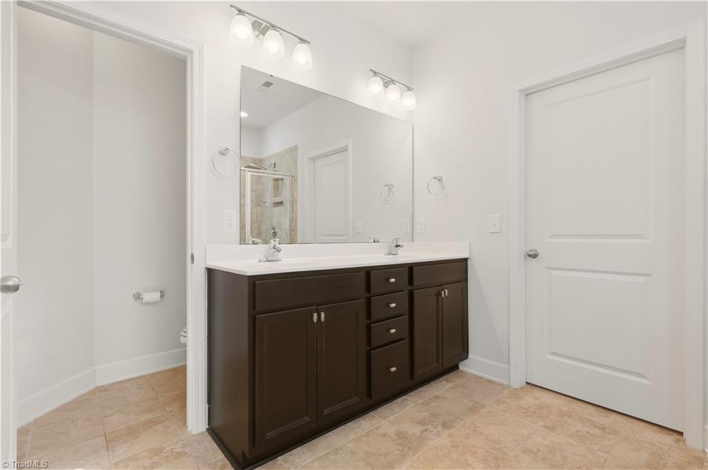 1435 Sawyer Avenue Property Photo 23
