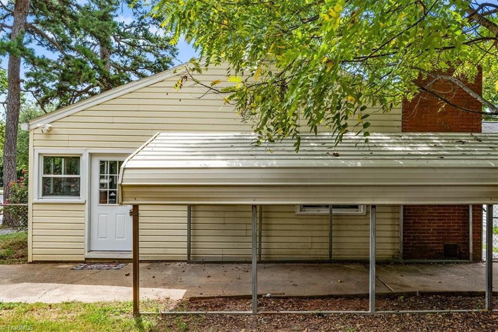 719 Holden Road Property Photo 32