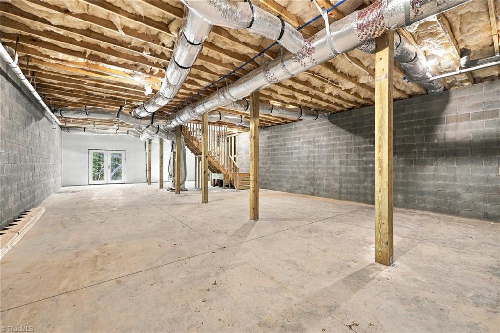 104 Oakwood Trail Road Property Photo 33