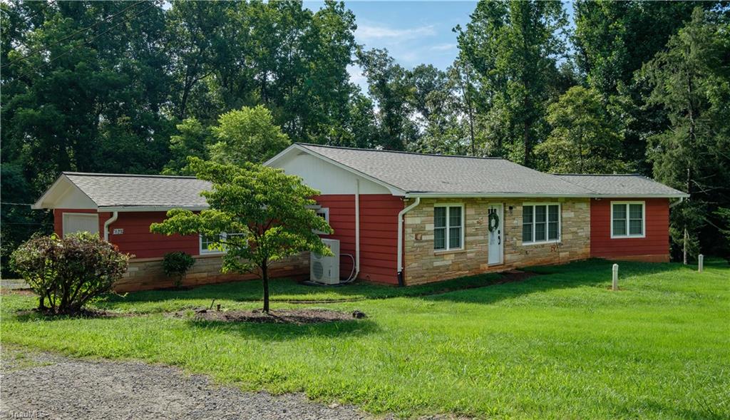 629 Oakland Drive Property Photo 1