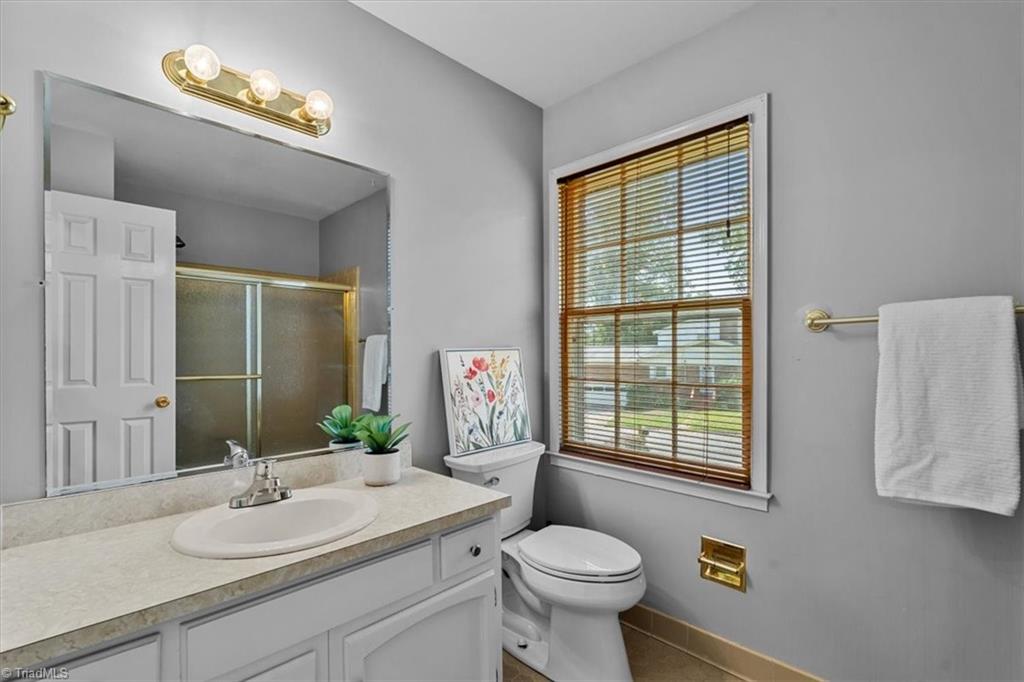 3708 Rhynewood Drive Property Photo 41