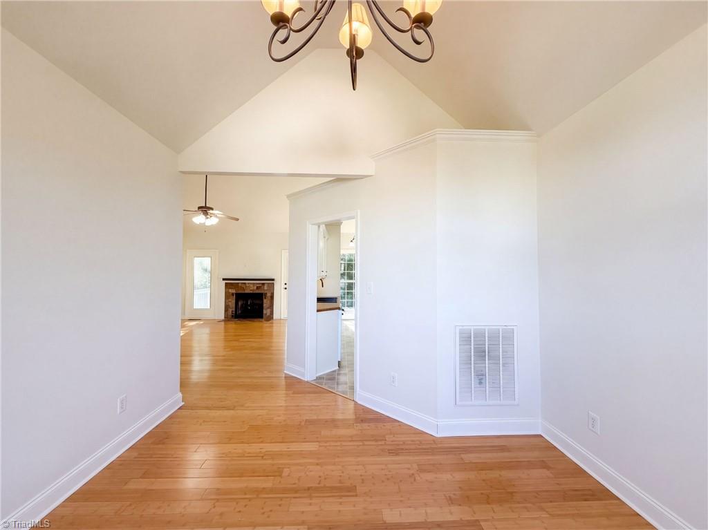 124 Manor Ridge Way Property Photo 8