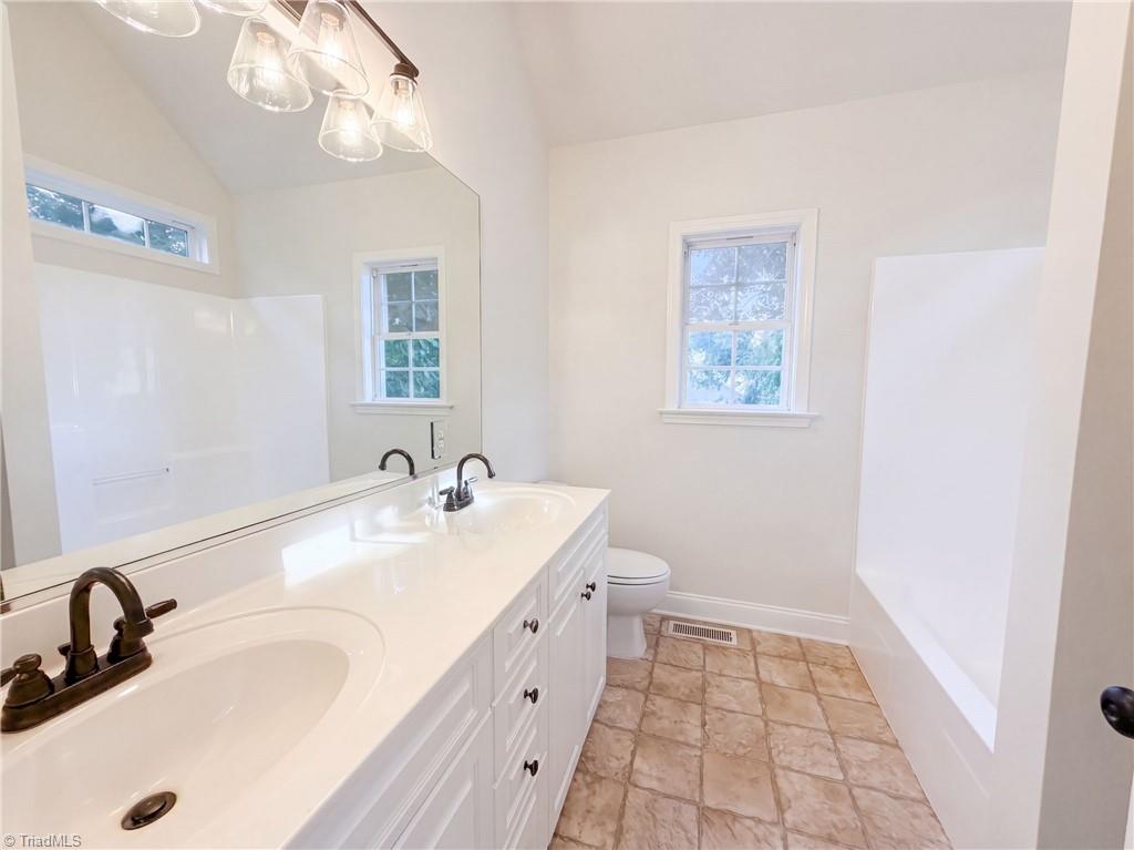 124 Manor Ridge Way Property Photo 18