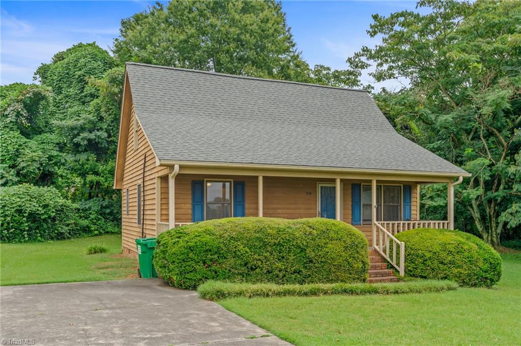 318 W Dalton Road Property Photo 1