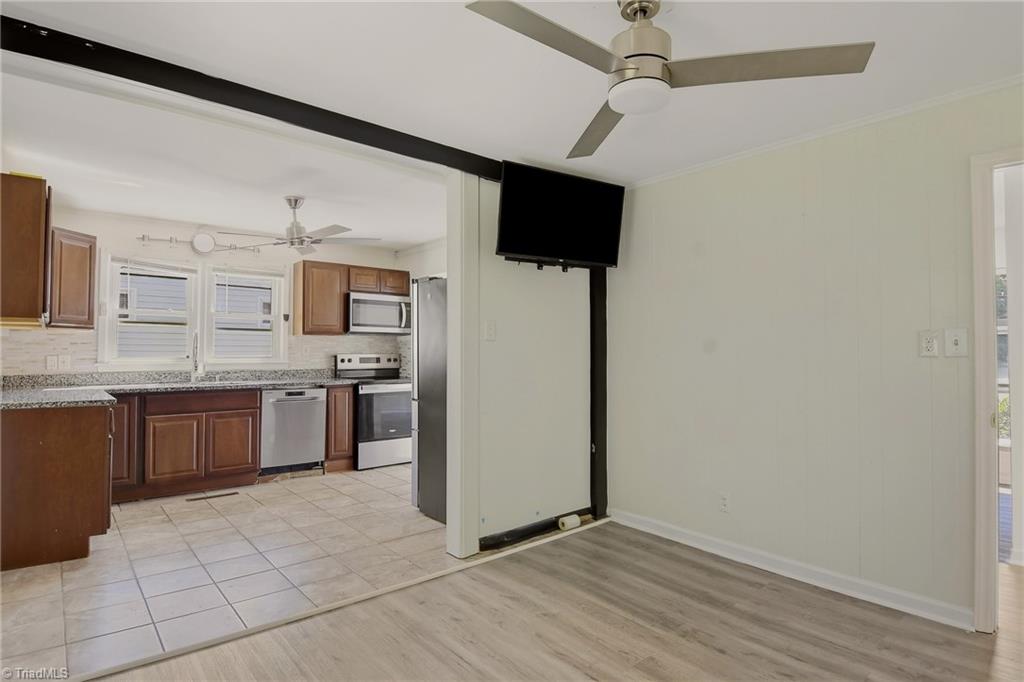 1602 Crystal Lane Property Photo 13