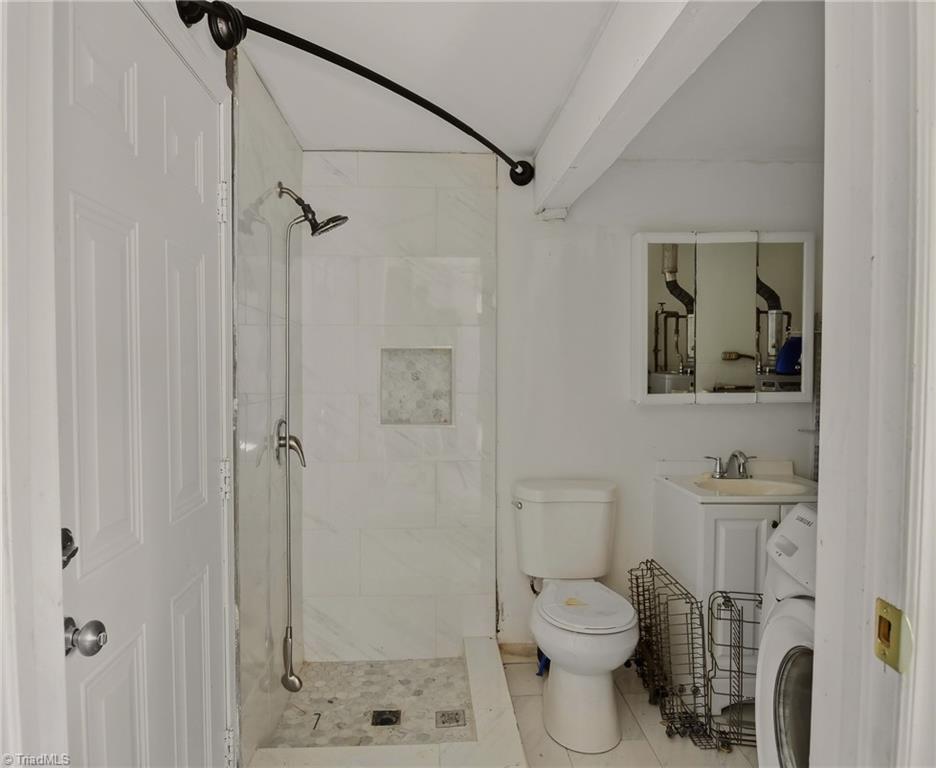 1602 Crystal Lane Property Photo 15
