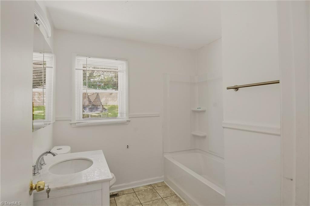 1602 Crystal Lane Property Photo 24