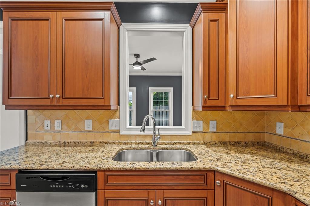 4318 Rockledge Lane Property Photo 10
