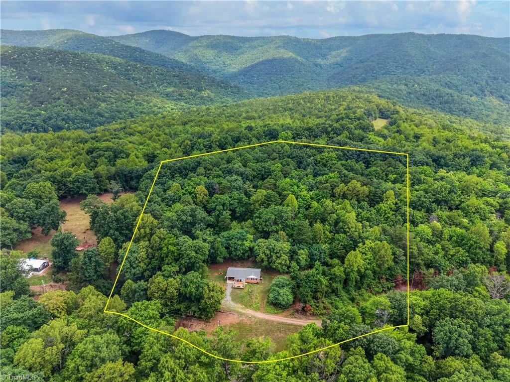 1917 Bull Mountain Road Property Photo 4