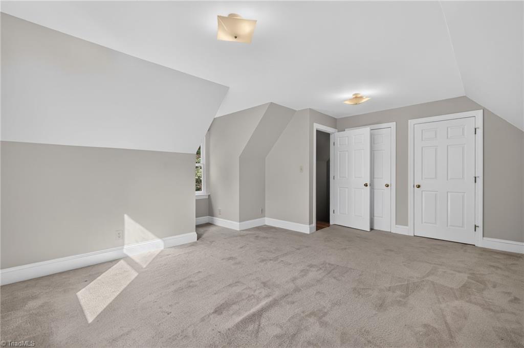 3907 Buncombe Drive Property Photo 27
