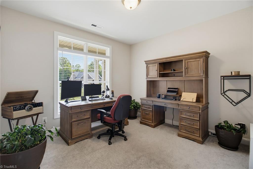 252 Rosewood Drive Property Photo 18