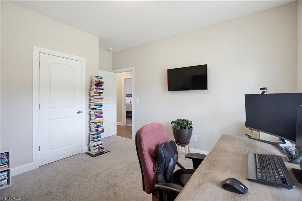 252 Rosewood Drive Property Photo 23