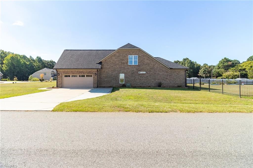 252 Rosewood Drive Property Photo 33