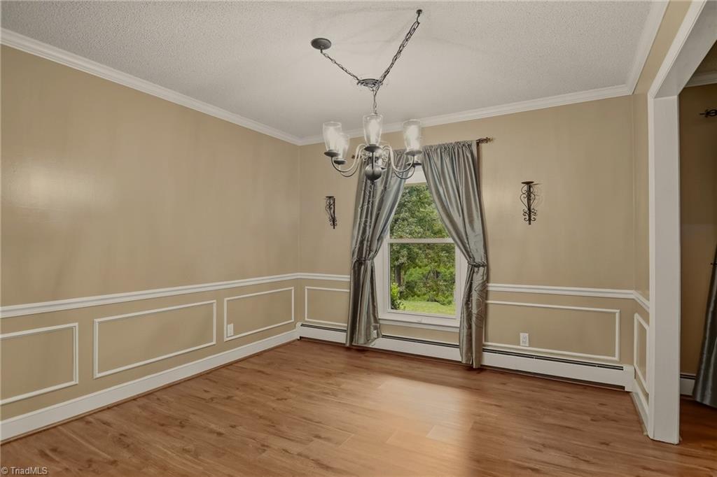 5806 Carriage Lane Property Photo 6