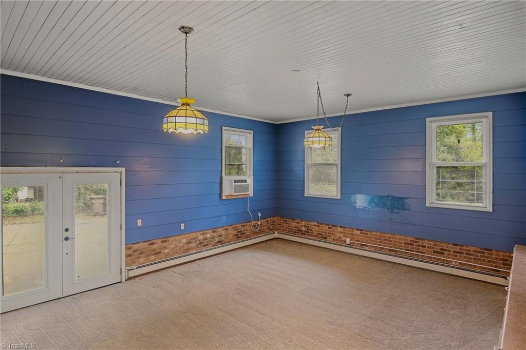 5806 Carriage Lane Property Photo 13