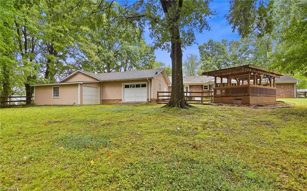 5806 Carriage Lane Property Photo 33