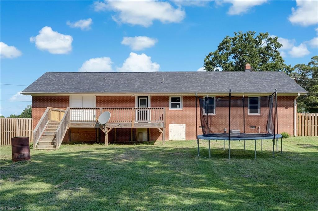 2084 & 2086 Nc Highway 87 Property Photo 5