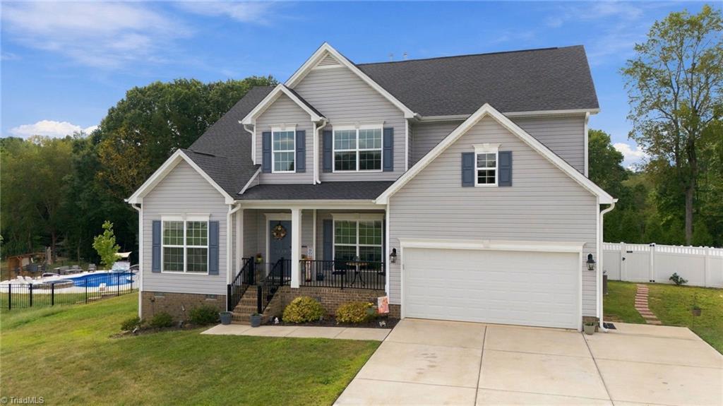 1089 Luna Creek Court Property Photo 1
