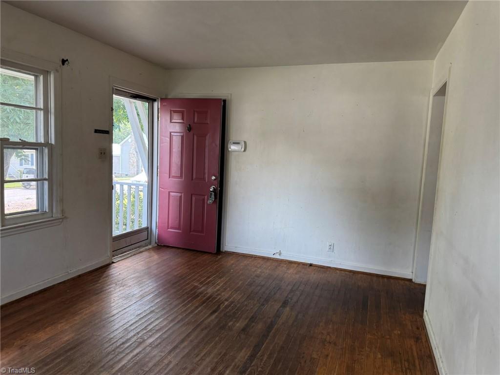 902 Watson Street Property Photo 19