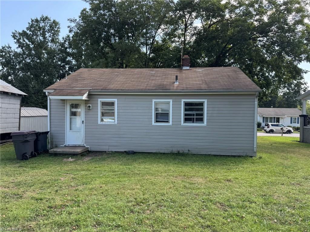902 Watson Street Property Photo 24