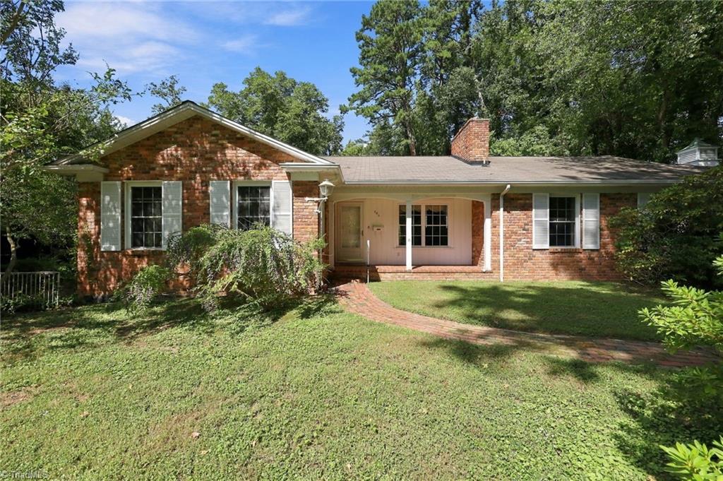 345 Lindley Avenue Property Photo 1
