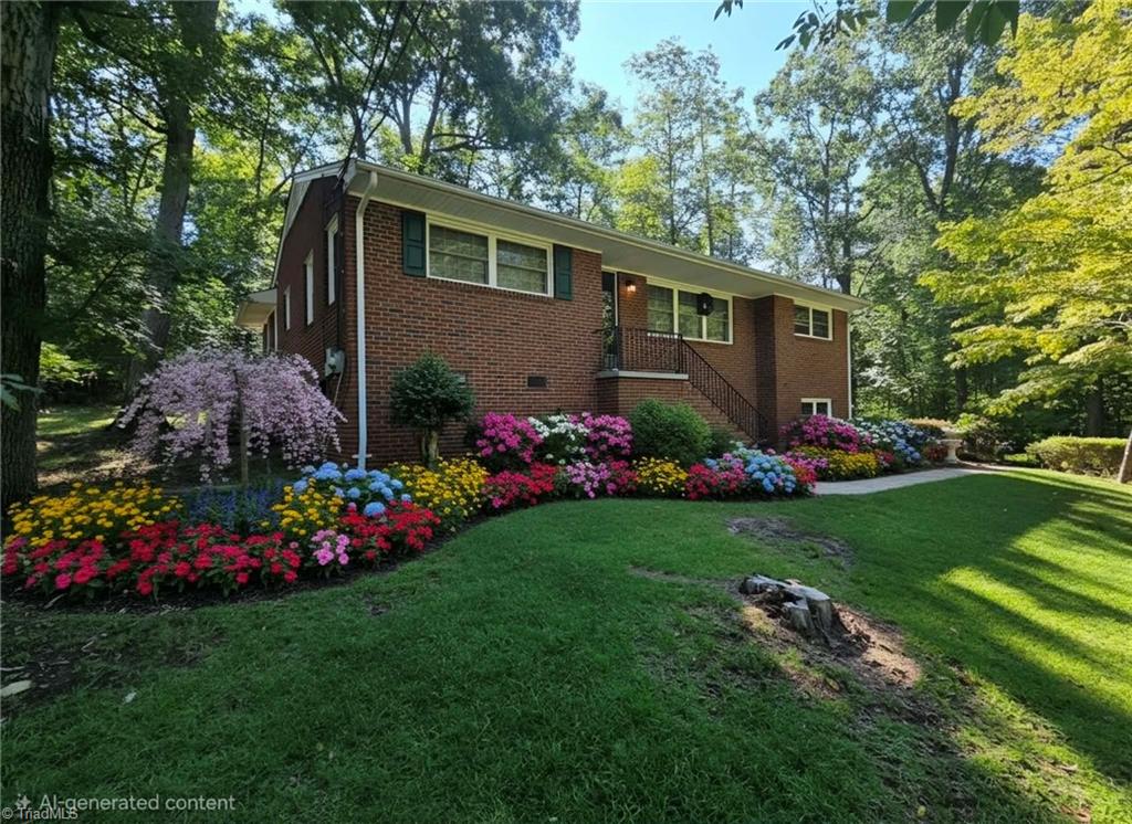 104 Oak Lane Property Photo 3