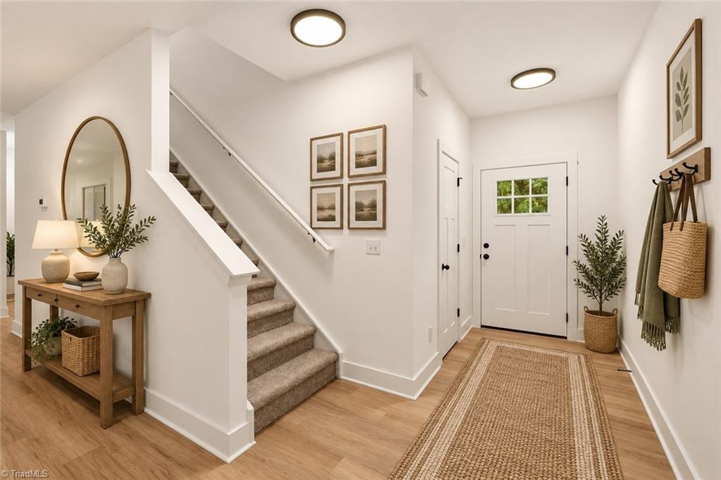 4450 Fernbrook Drive Property Photo 2