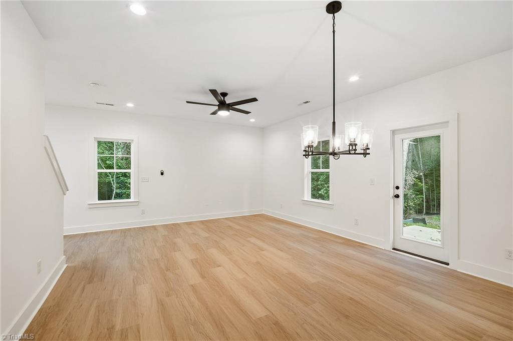 4450 Fernbrook Drive Property Photo 19