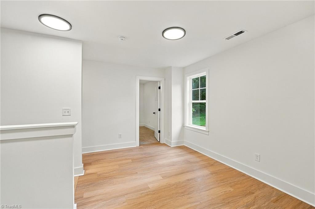 4450 Fernbrook Drive Property Photo 26