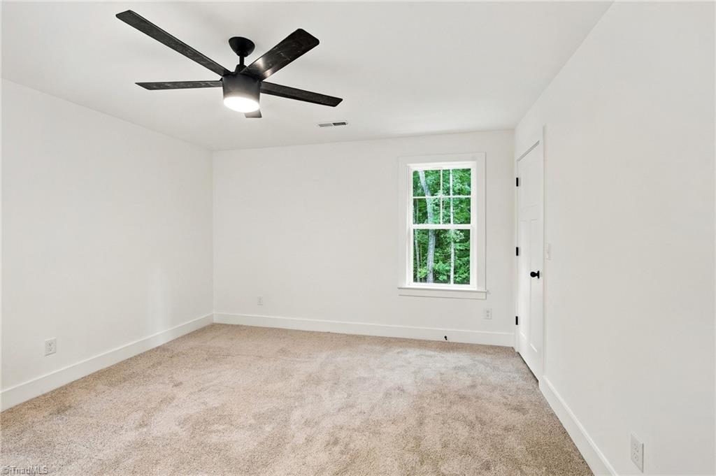 4450 Fernbrook Drive Property Photo 28