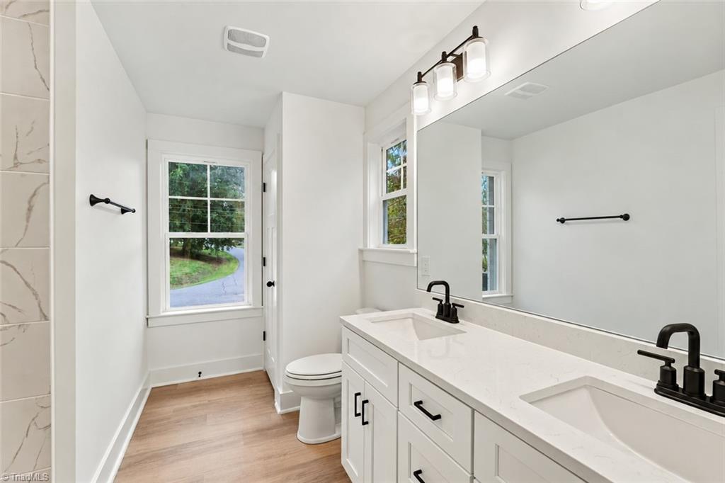 4450 Fernbrook Drive Property Photo 30