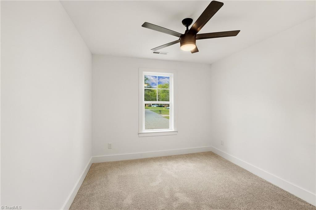 4450 Fernbrook Drive Property Photo 31
