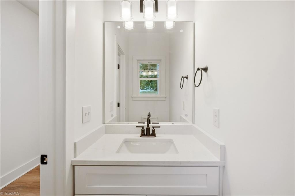 4450 Fernbrook Drive Property Photo 35