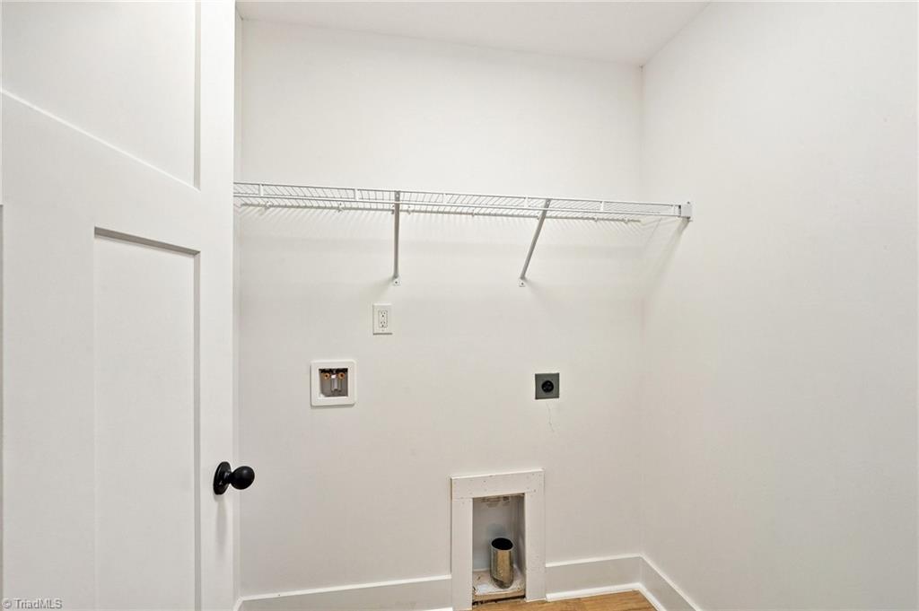 4450 Fernbrook Drive Property Photo 36