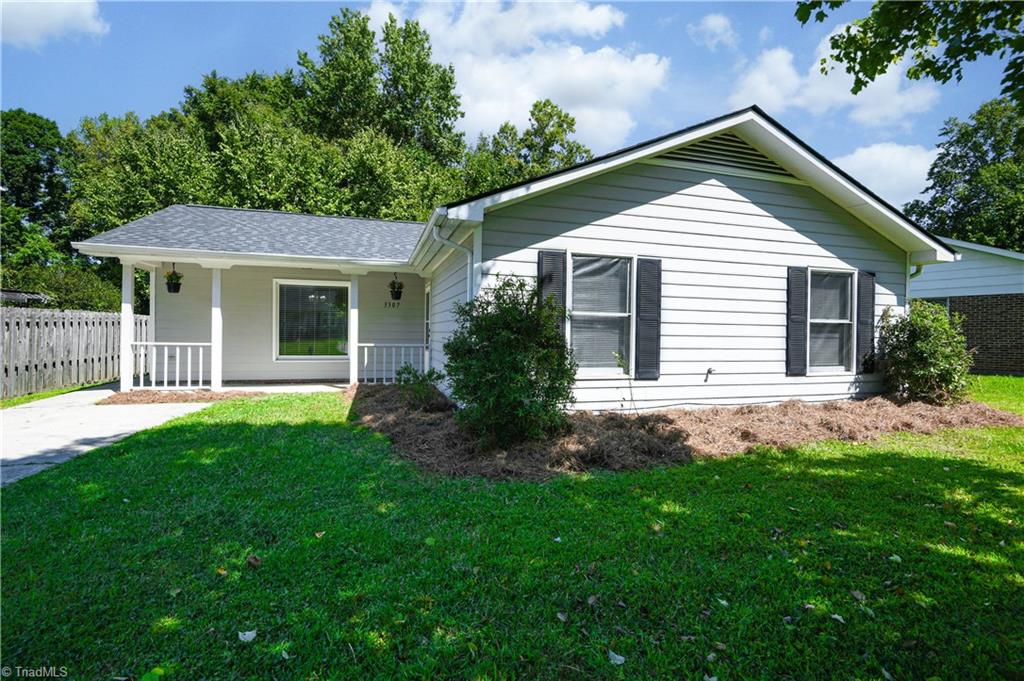 3307 Twin Brooks Drive Property Photo 1