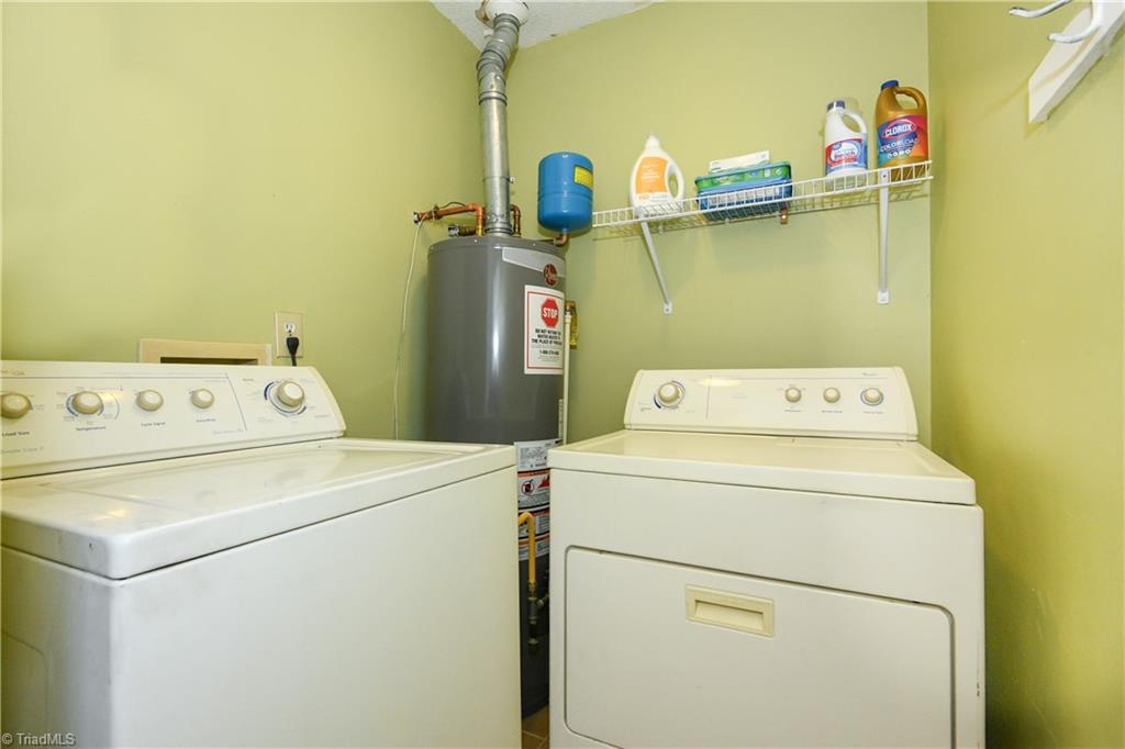 3307 Twin Brooks Drive Property Photo 14