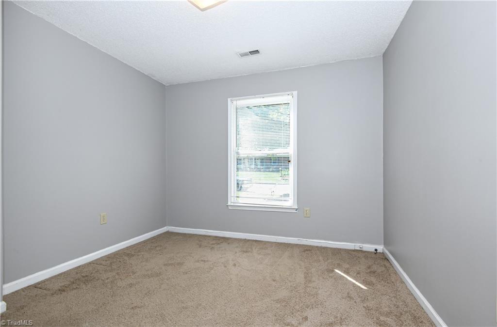 3307 Twin Brooks Drive Property Photo 19