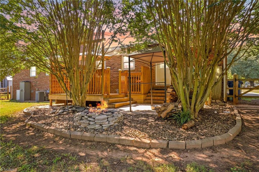 230 E Old Farm Road Property Photo 37