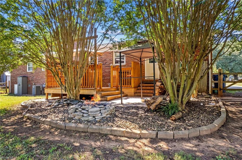 230 E Old Farm Road Property Photo 38