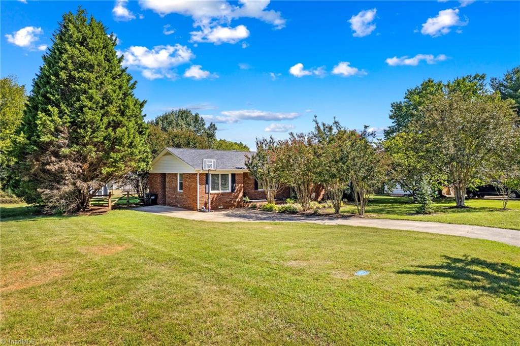 230 E Old Farm Road Property Photo 49