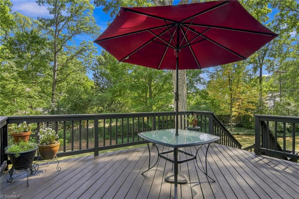 1201 Strathmore Circle Property Photo 22
