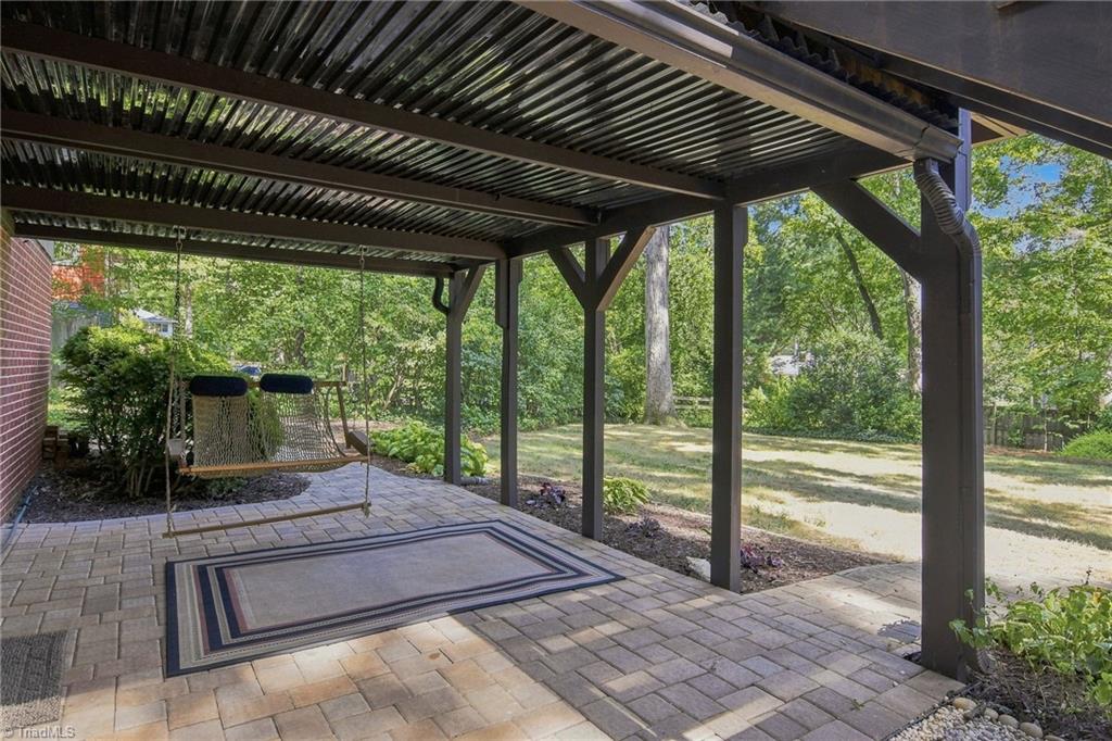 1201 Strathmore Circle Property Photo 27